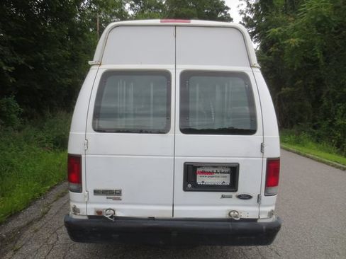 Used 2013 Ford E-250 and Econoline 250 Extended w/ PWR Group RWD image 6