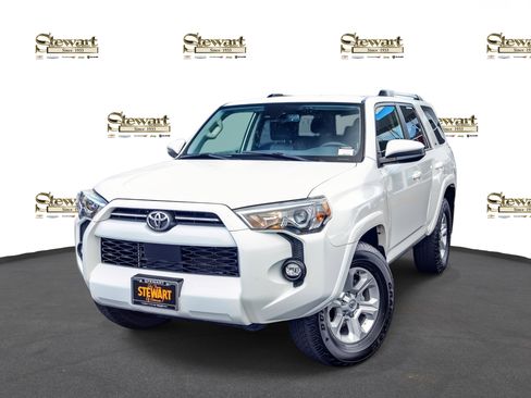 Used 2024 Toyota 4Runner SR5 image 1