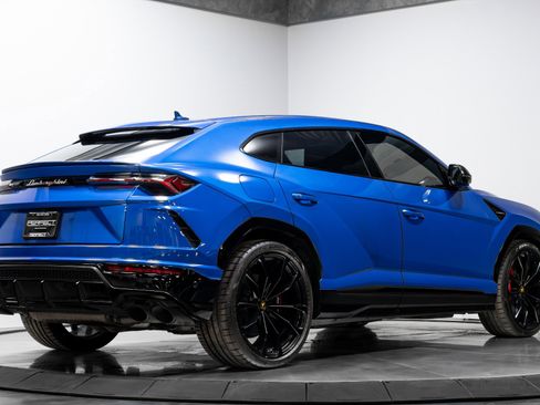 Used 2019 Lamborghini Urus image 14