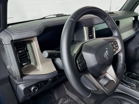 Used 2025 Ford Bronco Outer Banks AWD/4WD image 9