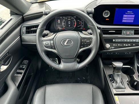 Certified 2025 Lexus ES 350 w/ Premium Package image 14