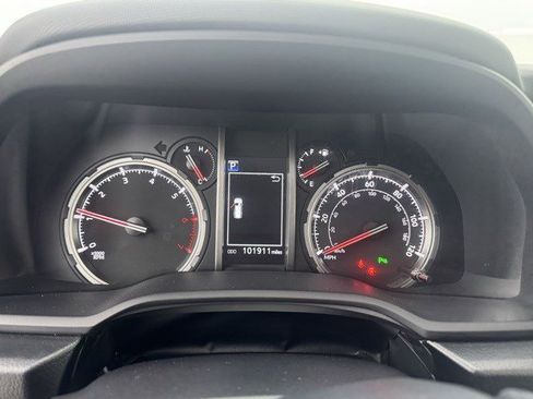 Used 2021 Toyota 4Runner Nightshade image 17