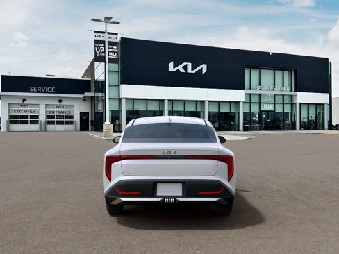 New 2026 Kia K4 EX image 6