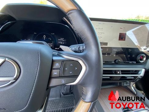 Used 2026 Lexus RX 450h AWD w/ Convenience Package image 42