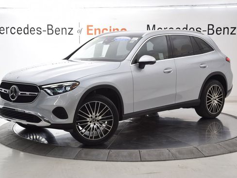 Certified 2023 Mercedes-Benz GLC 300 image 2