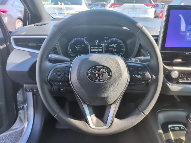 Used 2026 Toyota Corolla SE w/ SE Premium Package FWD image 15