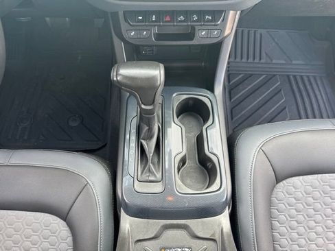 Used 2019 Chevrolet Colorado Z71 AWD/4WD image 18
