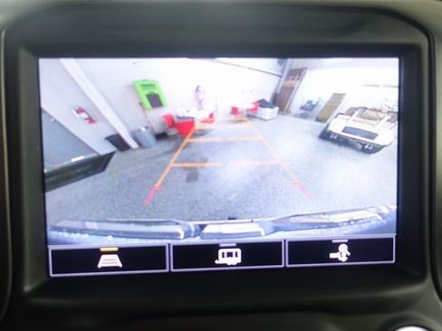 Used 2022 GMC Sierra 1500 AT4 image 15