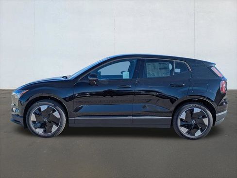 New 2026 Volvo EX30 Plus w/ Climate Package image 3