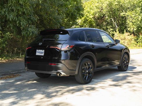 Used 2024 Honda HR-V Sport image 9