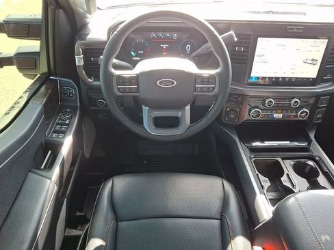 Used 2026 Ford F250 Lariat w/ FX4 Off-Road Package AWD/4WD image 13