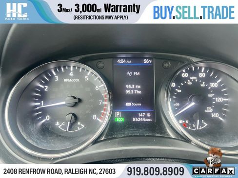 Used 2018 Nissan Rogue SV image 20