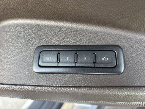 Used 2019 GMC Yukon Denali w/ Denali Ultimate Package image 26