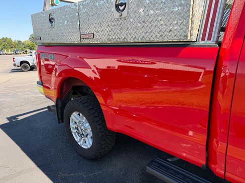 Used 2017 Ford F250 XLT w/ XLT Value Package AWD/4WD image 18