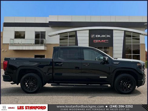 Used 2025 GMC Sierra 1500 Elevation w/ Elevation Premium Package AWD/4WD image 7