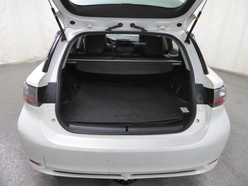 Used 2012 Lexus CT 200h Premium image 30