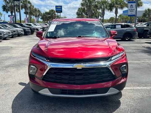 Used 2023 Chevrolet Blazer LT FWD image 3