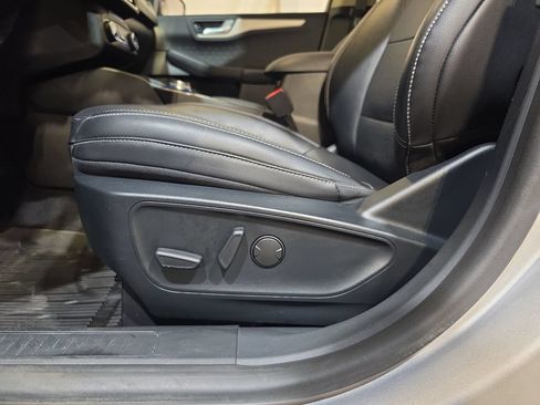 Used 2020 Ford Escape SEL AWD/4WD image 14