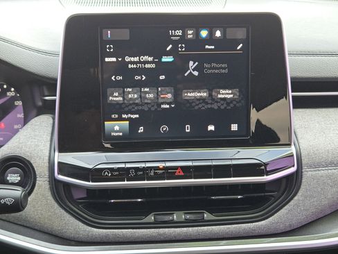 Used 2022 Jeep Compass Latitude image 19