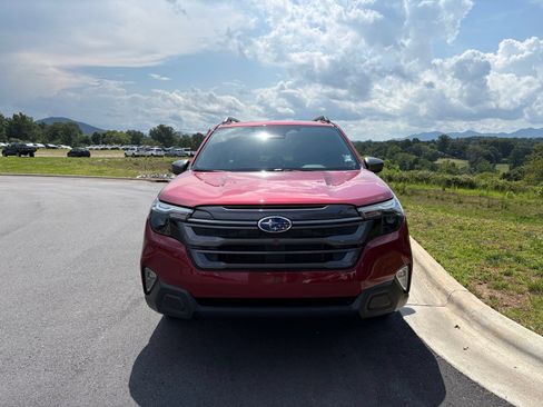 New 2026 Subaru Forester Premium AWD/4WD image 2