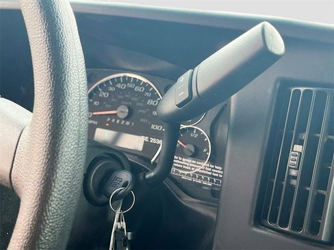 Used 2024 GMC Savana 2500 w/ Driver Convenience Package image 16