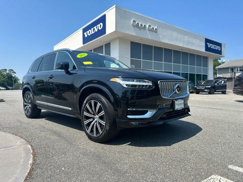 Used 2023 Volvo XC90 B6 Plus w/ Protection Package AWD/4WD image 4