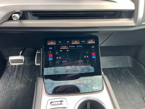 Certified 2026 Cadillac Vistiq Sport w/ LPO, Floor Liner Package AWD/4WD image 24
