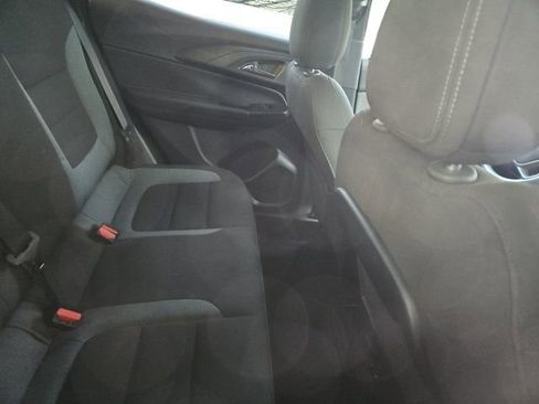 Used 2021 Chevrolet TrailBlazer LT w/ Convenience Package image 7