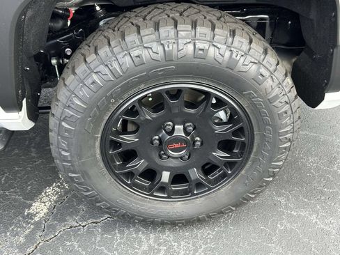 New 2026 Toyota 4Runner TRD Off-Road Premium AWD/4WD image 12