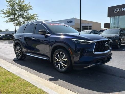 Used 2022 INFINITI QX60 Sensory w/ Cargo Package AWD/4WD image 2