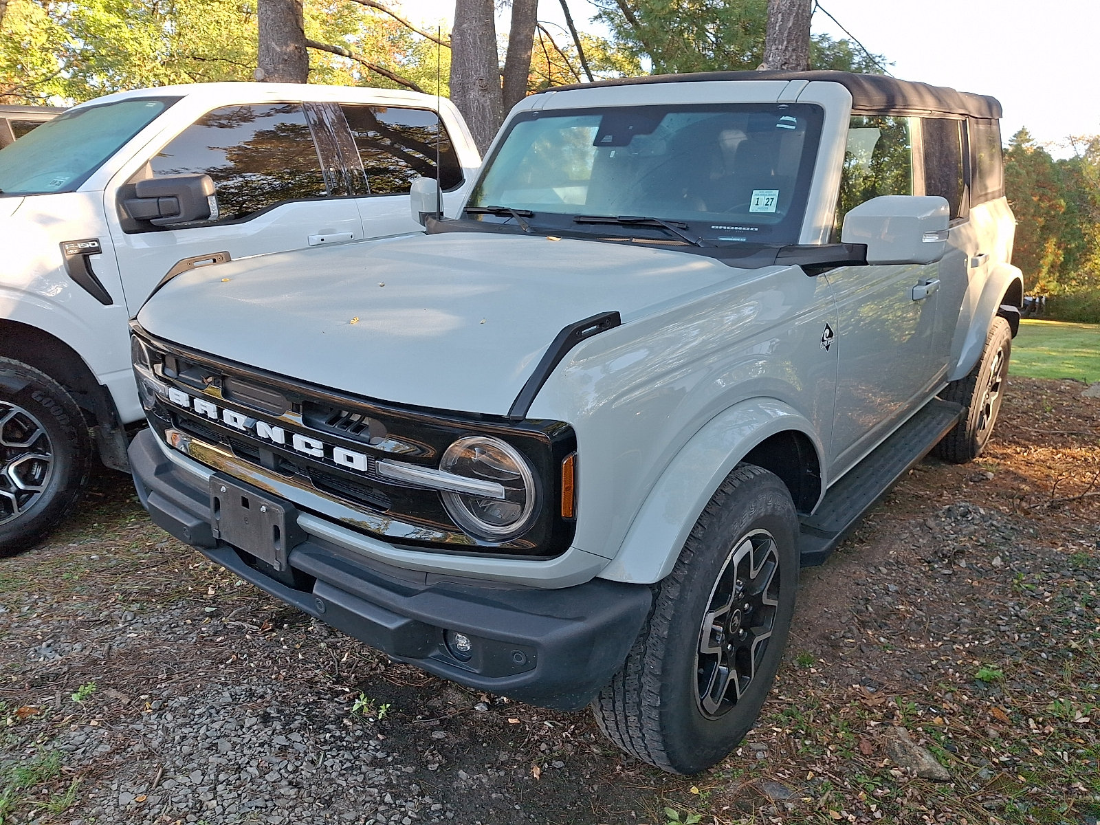 Used 2022 Ford Bronco Outer Banks AWD/4WD image 1