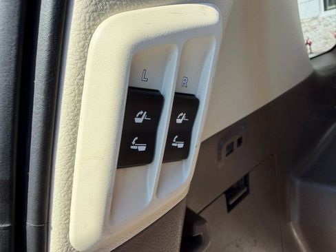 Used 2012 Lexus GX 460 image 48