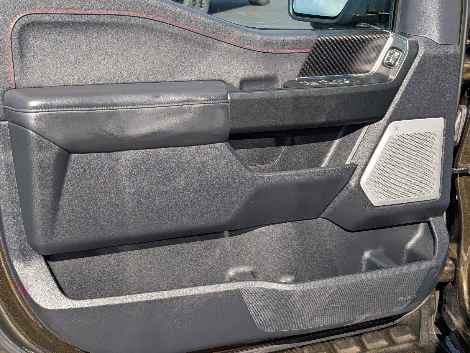 Used 2025 Ford F150 Raptor AWD/4WD image 15