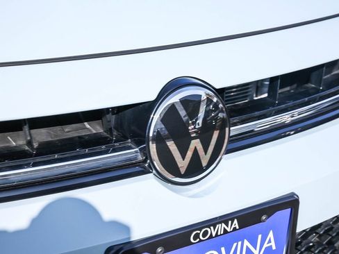 New 2026 Volkswagen Jetta SE image 15