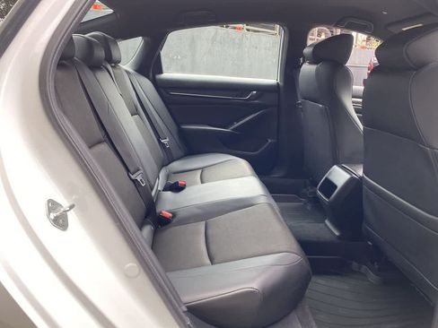 Used 2022 Honda Accord Sport image 18