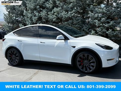 Used 2023 Tesla Model Y Performance AWD/4WD image 11