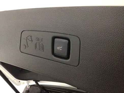 Used 2024 Lincoln Corsair Reserve w/ Equipment Group 201A image 29