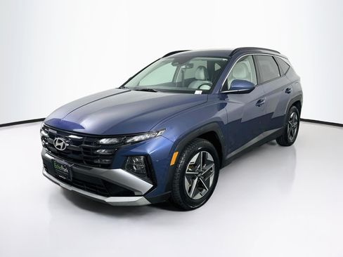 Used 2025 Hyundai Tucson SEL FWD image 3