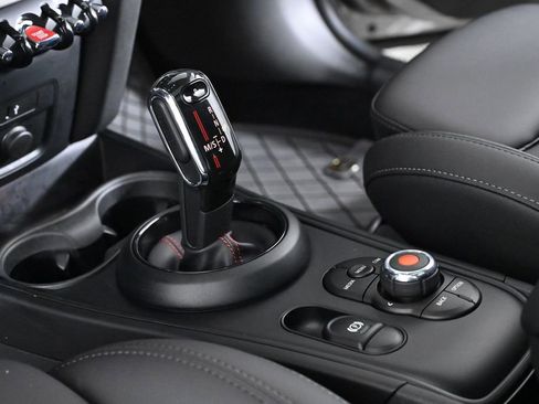 Used 2020 MINI Cooper Countryman S w/ Storage Package image 18