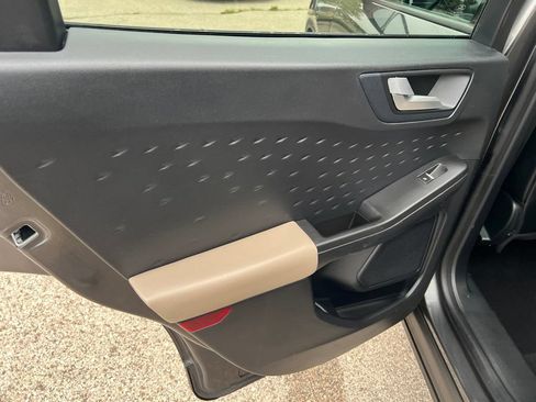 Used 2020 Ford Escape SEL AWD/4WD image 11