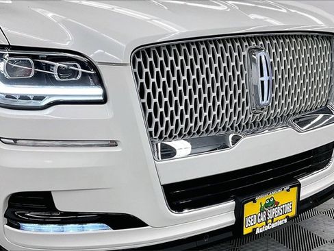 Used 2024 Lincoln Navigator Reserve image 33