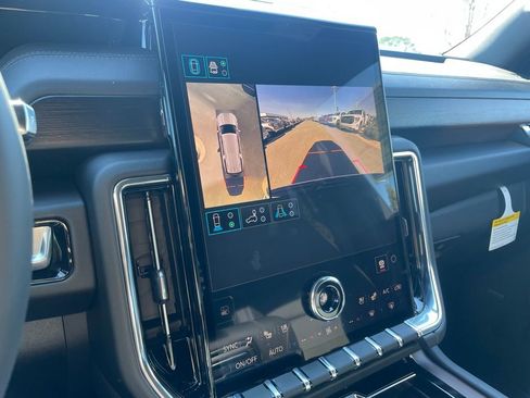 New 2026 GMC Yukon XL Denali w/ Sun & Power Step Package AWD/4WD image 17