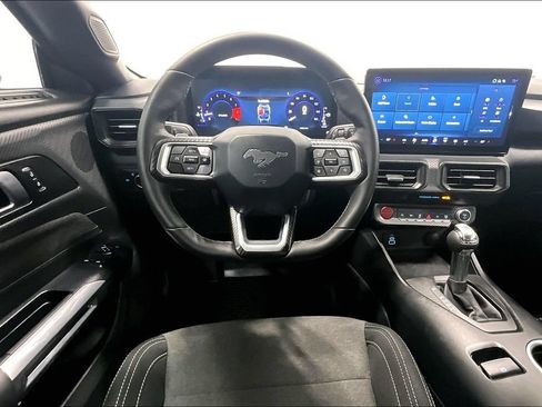 Used 2026 Ford Mustang GT RWD image 5