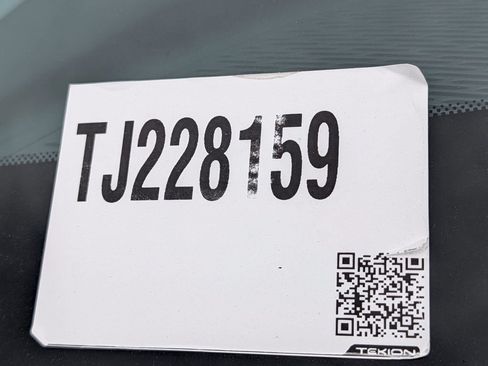 New 2026 GMC Acadia Denali w/ Super Cruise Package FWD image 38