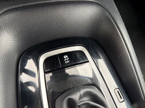 Certified 2024 Toyota Corolla LE image 39