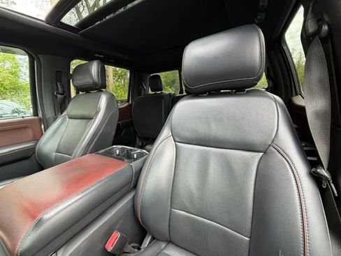 Used 2021 Ford F150 Lariat w/ Equipment Group 502A High AWD/4WD image 16