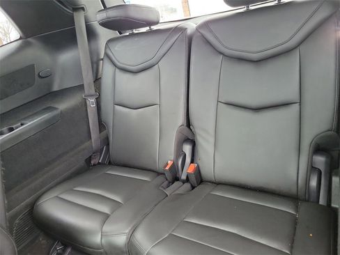 Used 2022 Cadillac XT6 Premium Luxury w/ LPO, Floor Liner Package image 13