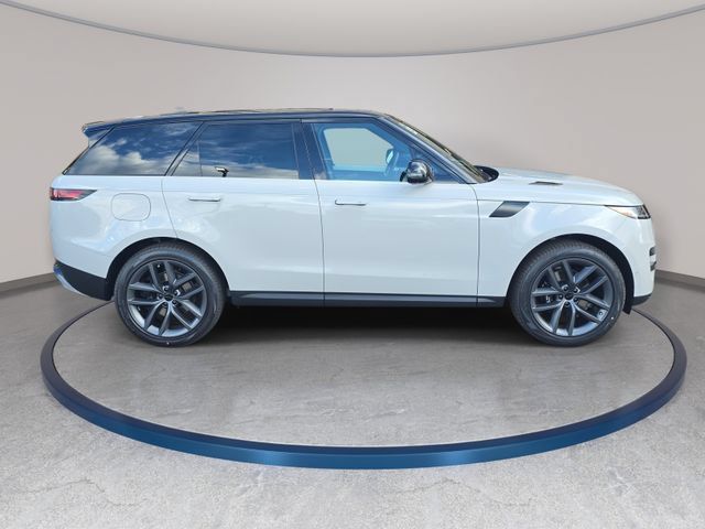 New 2026 Land Rover Range Rover Sport SE AWD/4WD image 4