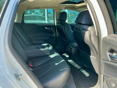 Used 2023 Acura TLX w/ Technology Package image 13