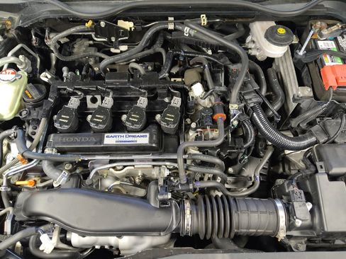 Used 2018 Honda Civic LX image 30